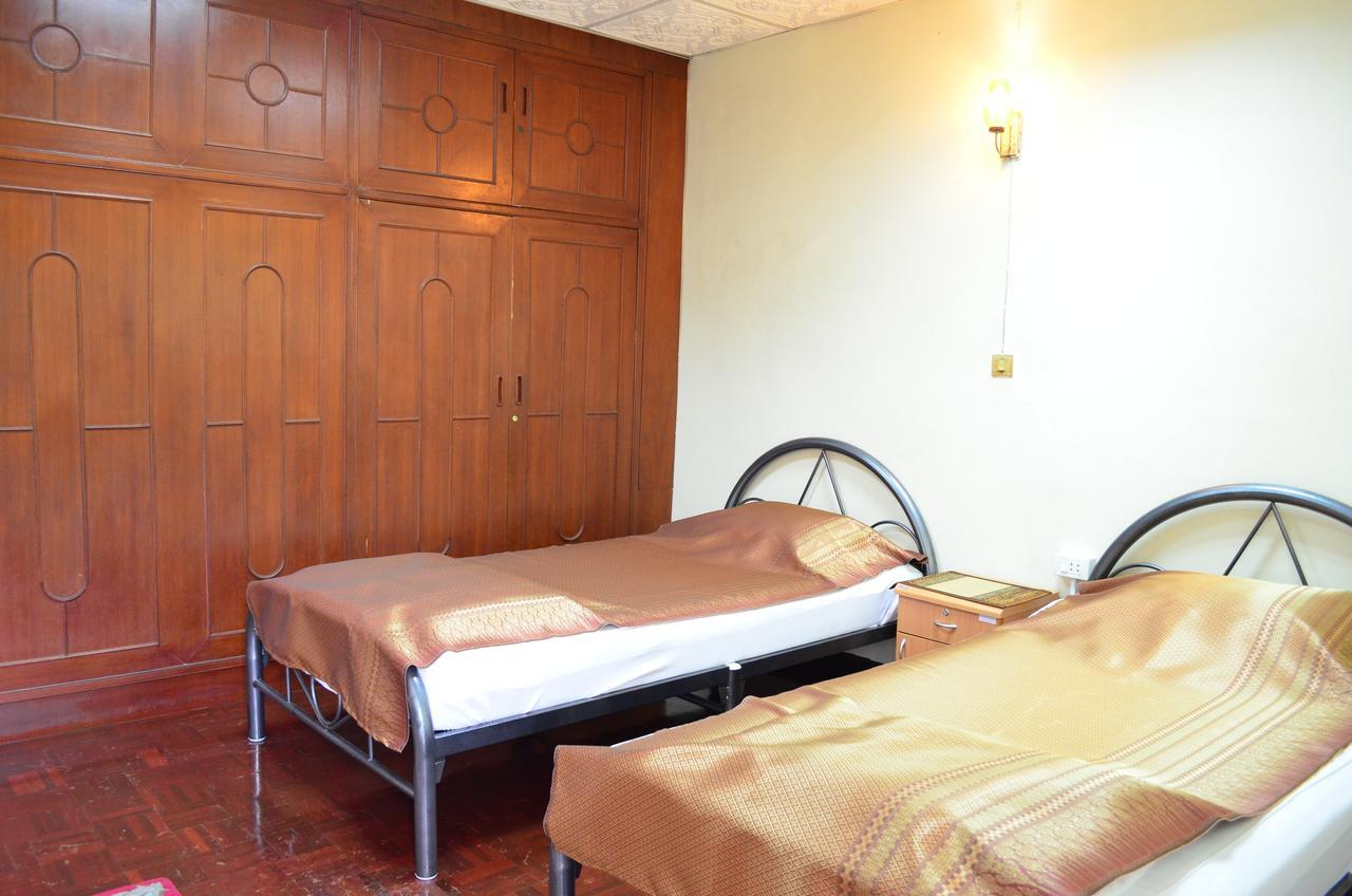 Hostel Charan 41 *